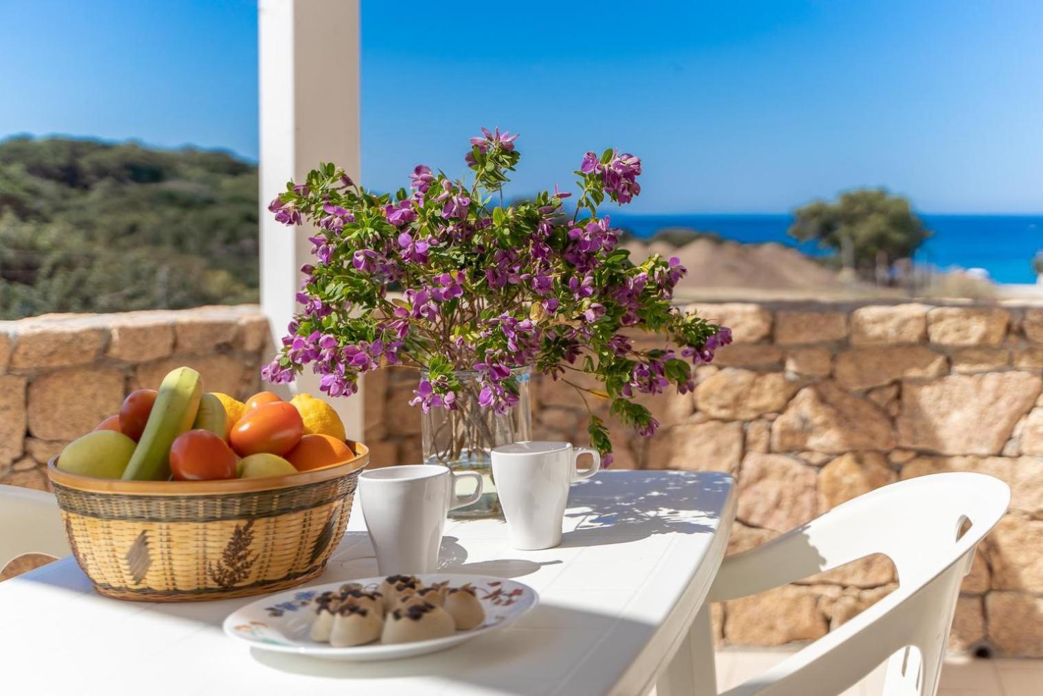 Sardegna Isola Rossa Casa Mirta Vista Mare E Wifi Apartment Luaran gambar