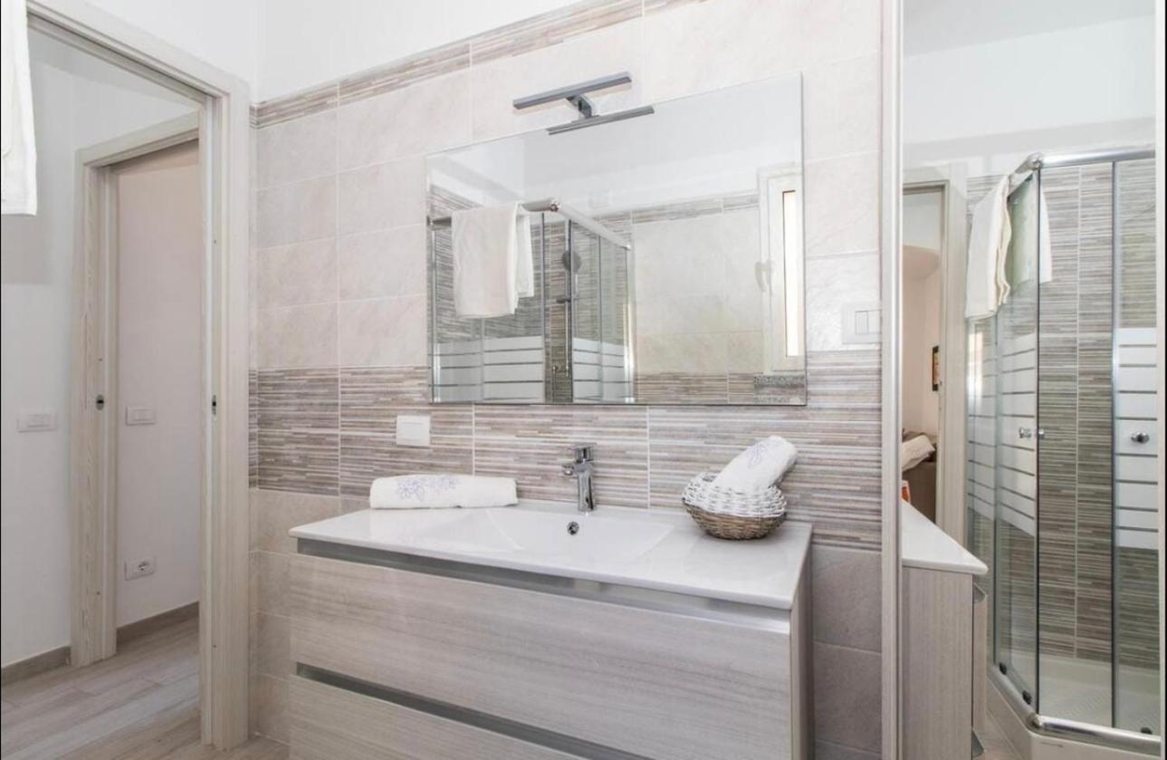 Sardegna Isola Rossa Casa Mirta Vista Mare E Wifi Apartment Luaran gambar